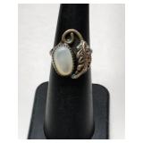 Silver Navajo mother of pearl  Ring marked 925.