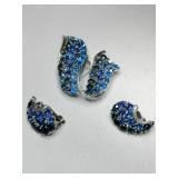 Lisner blue rhinestone brooch with matching clip
