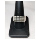 Silver  ring. Marked 925 Mexico   Size 9.5