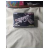 UK Arms 220 Spring Loaded Air Soft Gun With