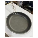 12 inch heavy duty frying pan