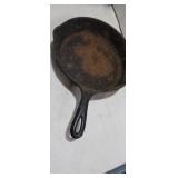 Cast iron Wagner ware marked Sidney-0- 11in 1058d