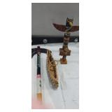Modern native america souvenirs, 2 tiki statues,