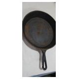 Cast iron 11in skillet unmarked