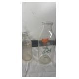 Elm Hurst clover leaf dairy milk bottle, and 10oz
