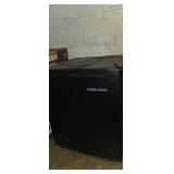 Black and decker mini fridge 1.7 cu ft 130w model