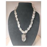 Crystal beaded large faceted quartz