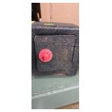 Superior toys Metal safe style coin bank