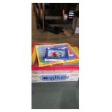 Song burst game , charlie brown playing goats peg