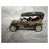 novelty transistor radio designed to look like a