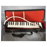 Mugig 37-key Melodica instrument with case