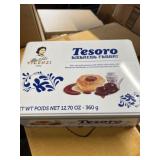 Tin of Tesoro bite-size, puff pastries with
