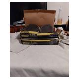 2 boxes of 2 speakers in Each boxThese are not