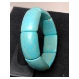 Large chunky turquoise expandable bracelet