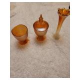 3 pieces of carnival glass