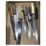 Mix of kitchen knives