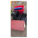 Heavy duty Rubbermaid tote,& plastic bins