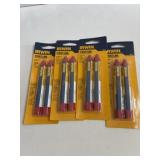 4 red marking crayons