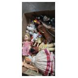 Small dools and figurine, different styles and