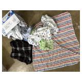 Mix of receiving blankets and towels & 2XL