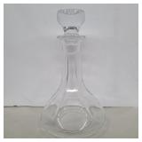 Clear glass decanter 9.5in tall