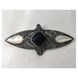 Silver mop / black onyx brooch marked 925 .730oz