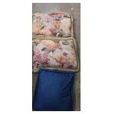 Decorative throw pillows