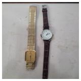 Sieko watch band needs repaired and unmarked