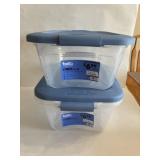 2-2 quart plastic tubs with locking lid