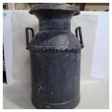 Standard oil of indiana kerosene metal can 19.5in