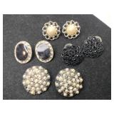 black / white stoned post earrings