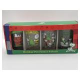 Peanuts Holiday Pint Glass 4-pack
