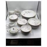 Marguerita fine china, Japan ~50 pieces