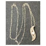 Silver chain clearstone pendant marked 925.