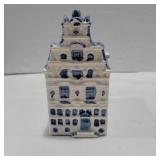 Blue delft canal house Planter made in Holland