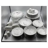 60+ pieces Fine China of Japan dinnerware "Cherry