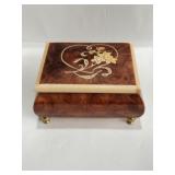 Inlaid  marquetry wooden music box