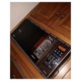 Whirlpool microwave mid size 22"x11"model