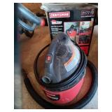 Sears Craftsman 2 gallon  wet dry vac with