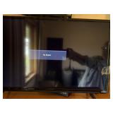 Vizio Smart TV 32" with Original Remote Powers on