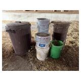 Rubbermaid Trash Can with Lid, Buckets, wooden