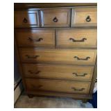 Sumter Furniture 8 Drawer Dresser 34" x 19" x 44"