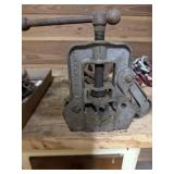 Craftsman pipe Vise