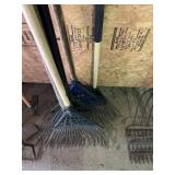 6 leaf rakes