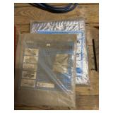 2 Tarps 5