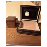 Cigar box and holder and cigar humidor