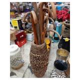 Floor stand 24' with wooden canes