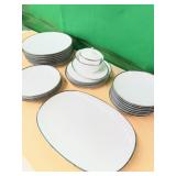 Kenmark fine China porcelain set, including