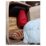 Decorative pillows quantity for and two Brown