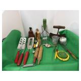 Kitchen Gadgets, Pestle, Egg Slicer, Masher,